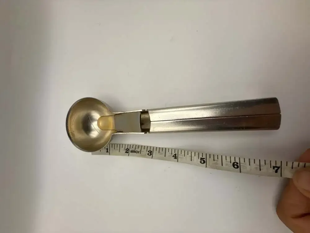 Vintage Aluminum Ice Cream Scoop with Thumb Lever Release (Pat. No. 2756698)